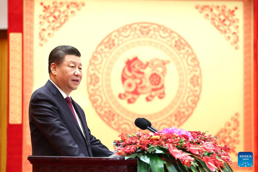 Xi extends Spring Festival greetings to all Chinese, stressing unity, hard work for shared future