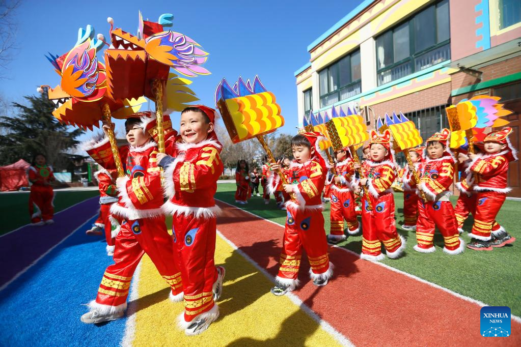 Various activities held across China to greet Longtaitou Day