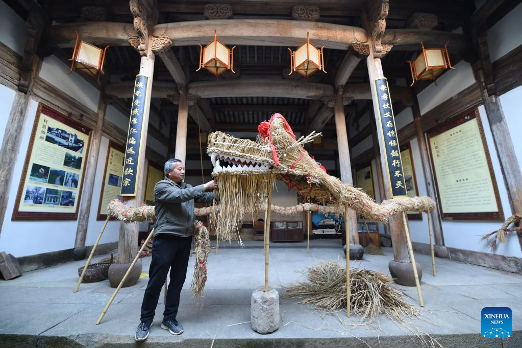Various activities held across China to greet Longtaitou Day