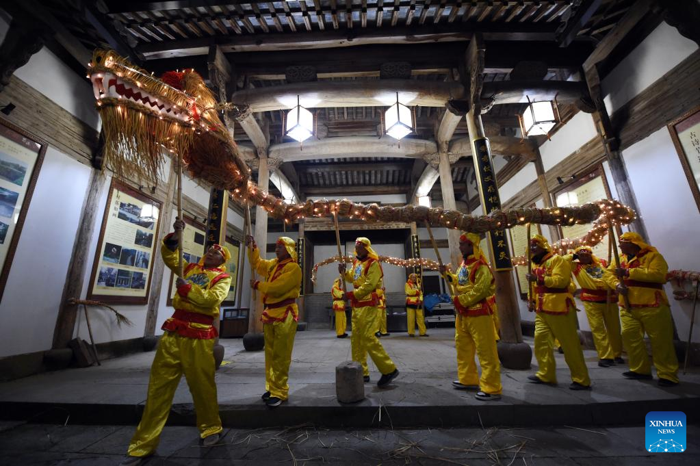 Various activities held across China to greet Longtaitou Day