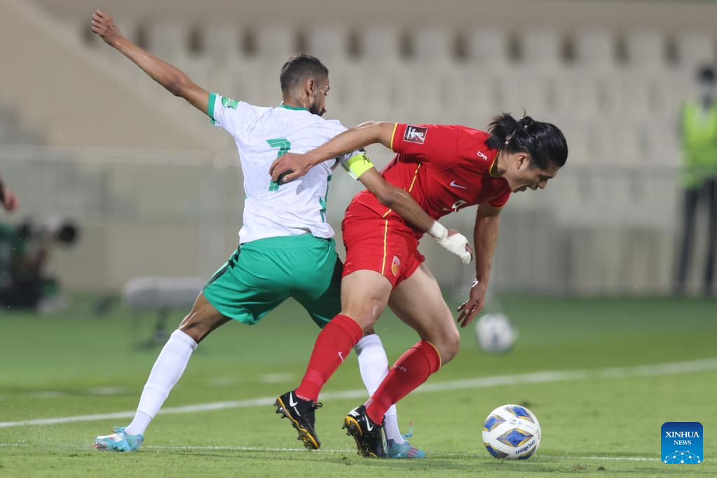 China holds Saudi Arabia 1-1 in World Cup Asian qualifiers