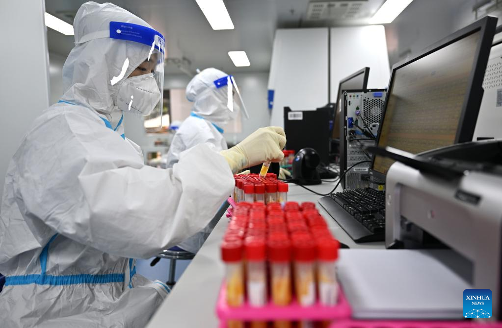 Nucleic acid testing laboratory put into operation in Haikou