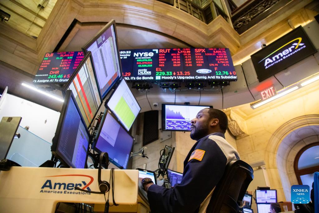 Dow sinks over 1,100 points in worst day since 2020