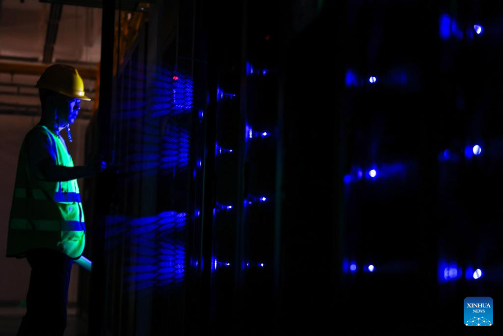 SW China's Guizhou promotes big-data industry as backbone of high-quality development