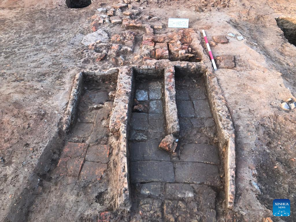 Ancient decarburization kiln discovered in central China