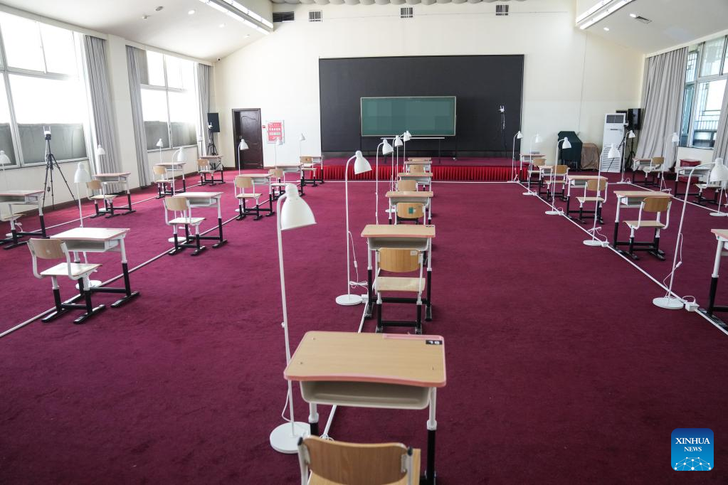 Beijing sets up specific college entrance exam sites at quarantined area