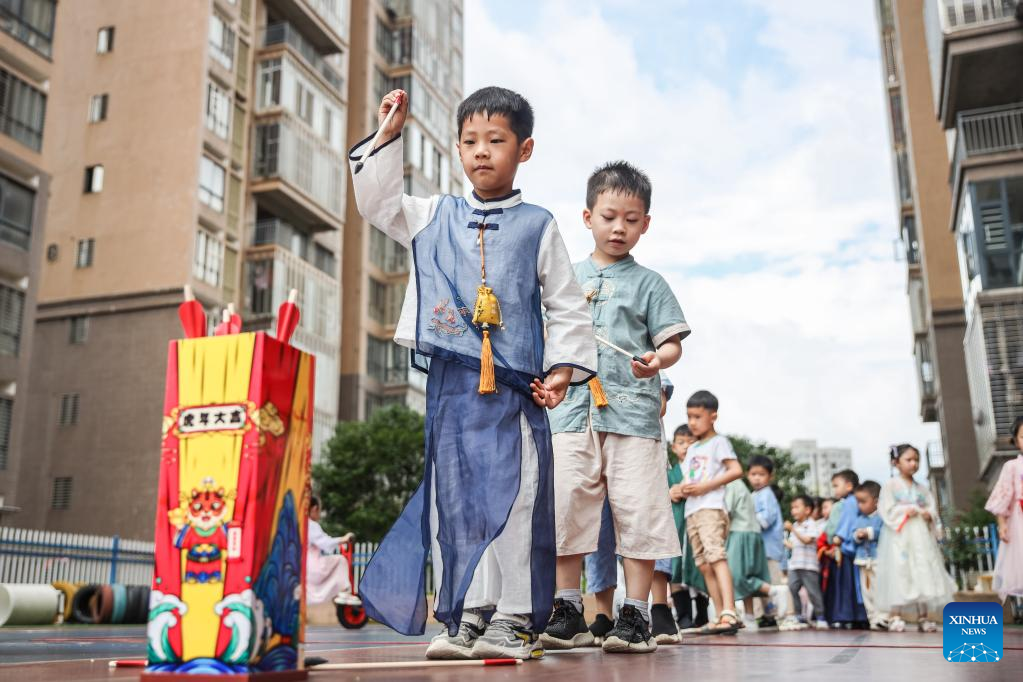 Dragon Boat Festival marked across China