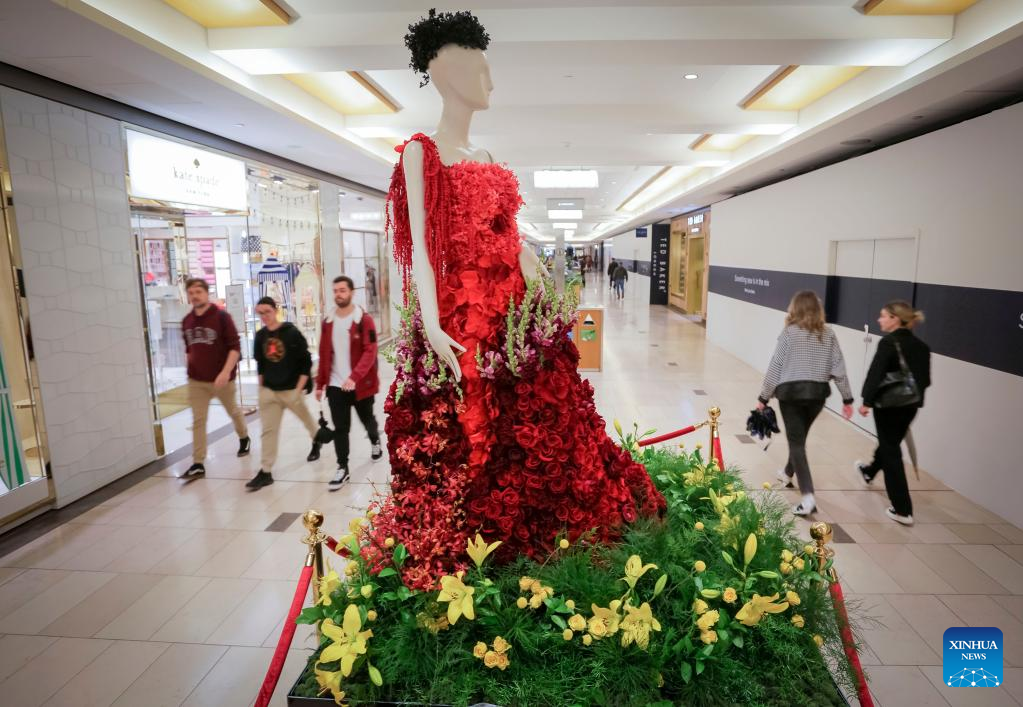 Floral art exhibition kicks off in Vancouver