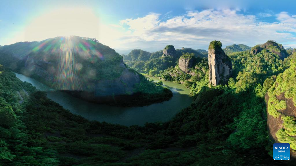 Mount Wuyi in SE China, World Cultural and Natural Heritage site