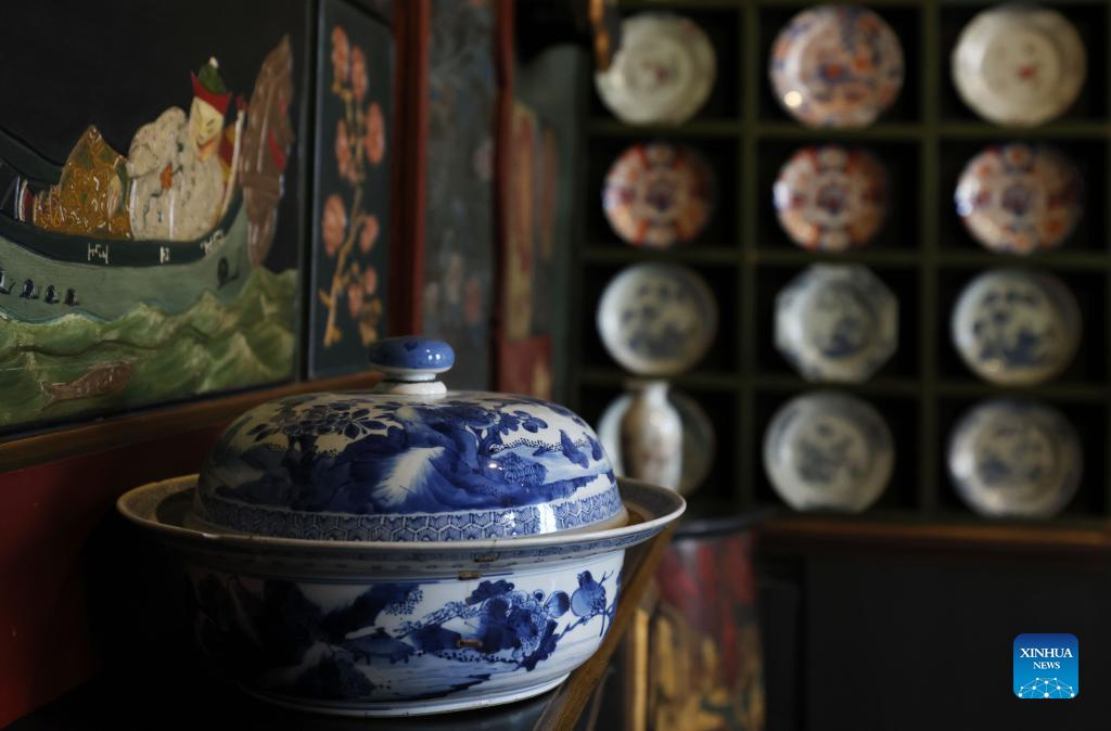 Feature: Victor Hugo and his Chinese Lounge