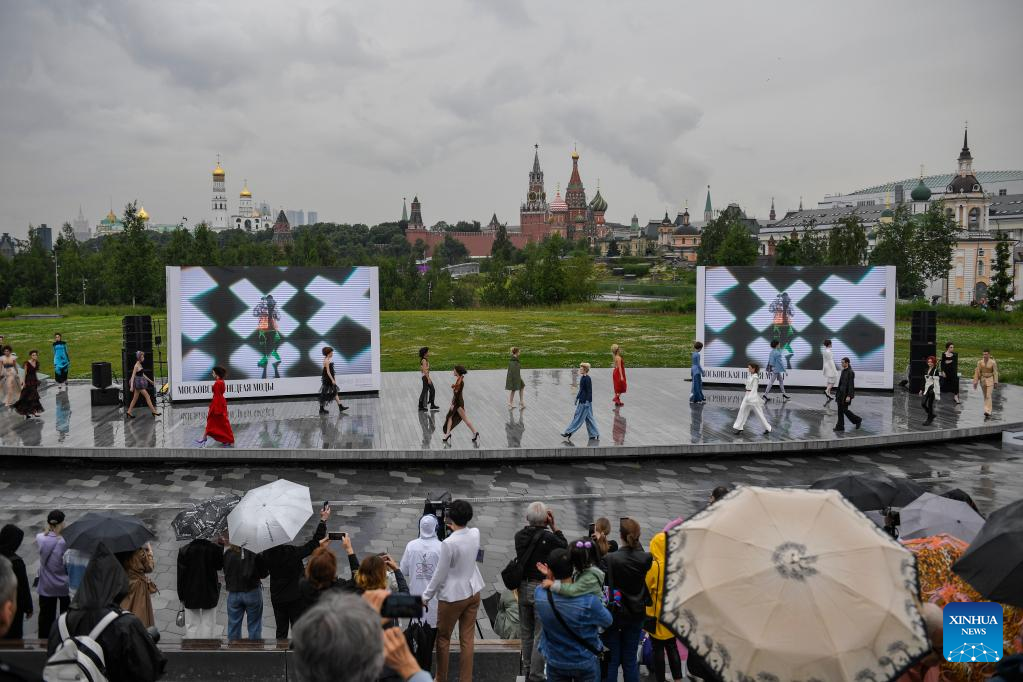 Moscow Fashion Week kicks off