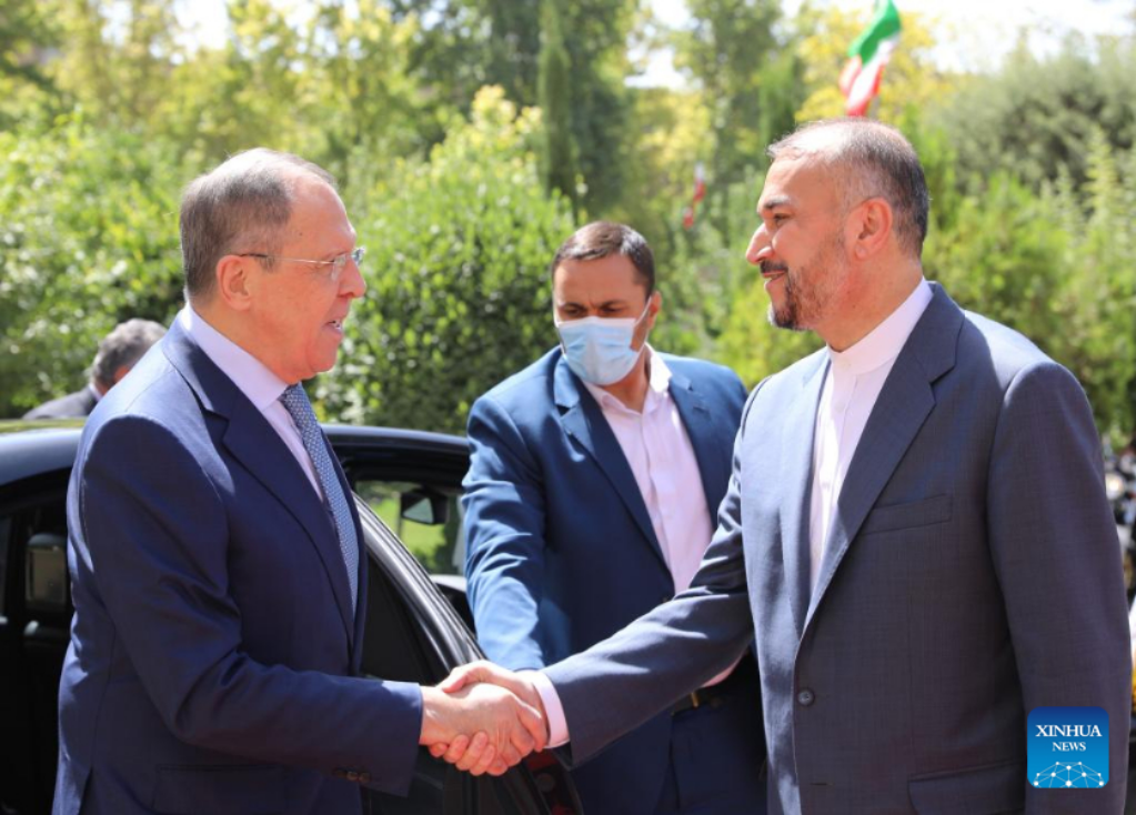 Russian FM in Iran to discuss nuclear talks, bilateral ties