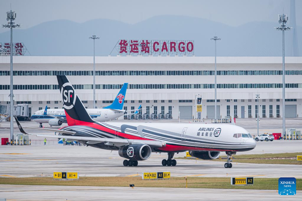 Asia's first professional cargo hub airport put into operation in central China