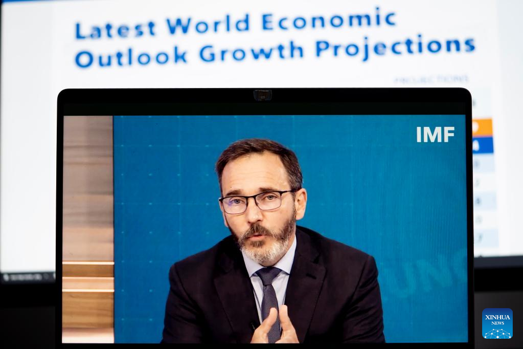 IMF cuts 2022 global growth forecast to 3.2 pct, warns of downside risks
