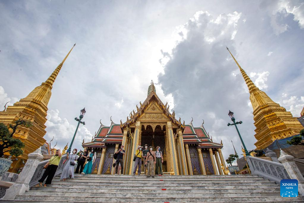 Number of tourists in Thailand expected to reach 9 million this year