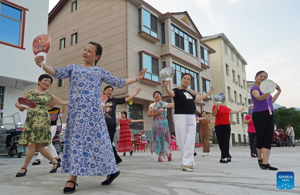 Zhongyuan Town in E China revitalized through economic transformation, upgrading