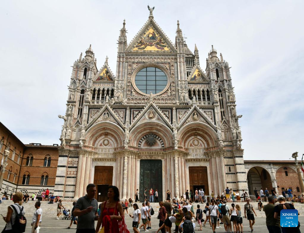 In pics: city view of Siena
