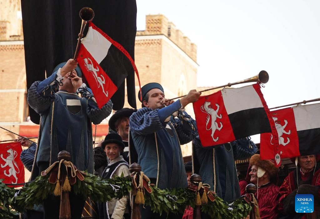 Horse race Palio held in Siena after 2-year pause