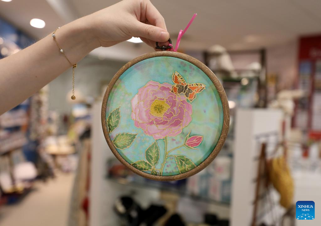Entrepreneurs, artists keep silk making heritage alive in Macclesfield, Britain