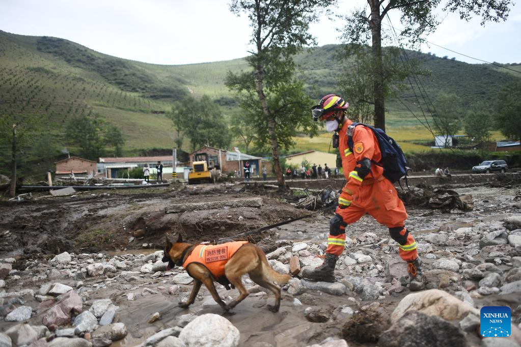 Death toll rises to 16 in northwest China flood