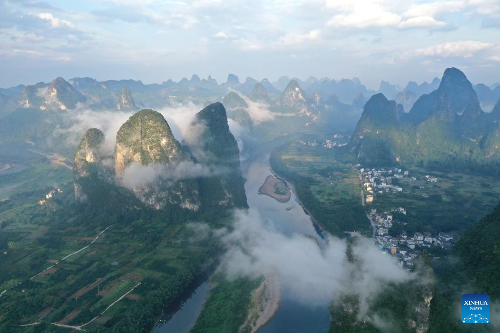 Scenery of Xingping Town in Yangshuo County of Guilin, S China