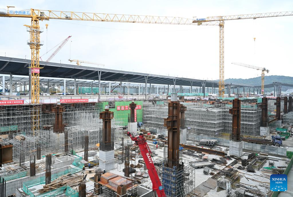 Fuzhou-Xiamen high-speed railway under construction