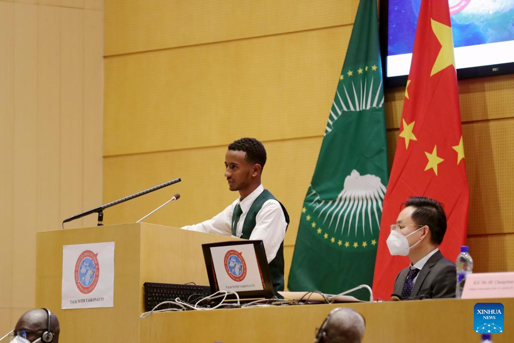 Roundup: Chinese astronauts talk from space with African youth