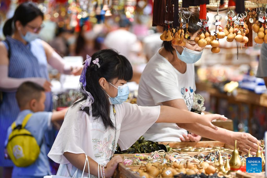 Consumption boosted during Mid-Autumn Festival holiday