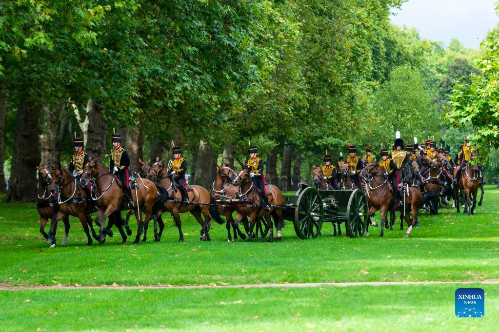 Royal Horse Artillery fires gun salute in honor of Queen Elizabeth II in London