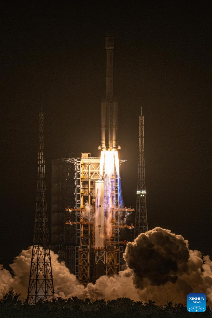 China launches Zhongxing-1E satellite