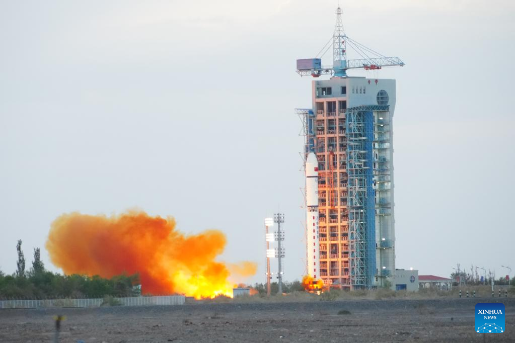 China launches new satellite for environment detection