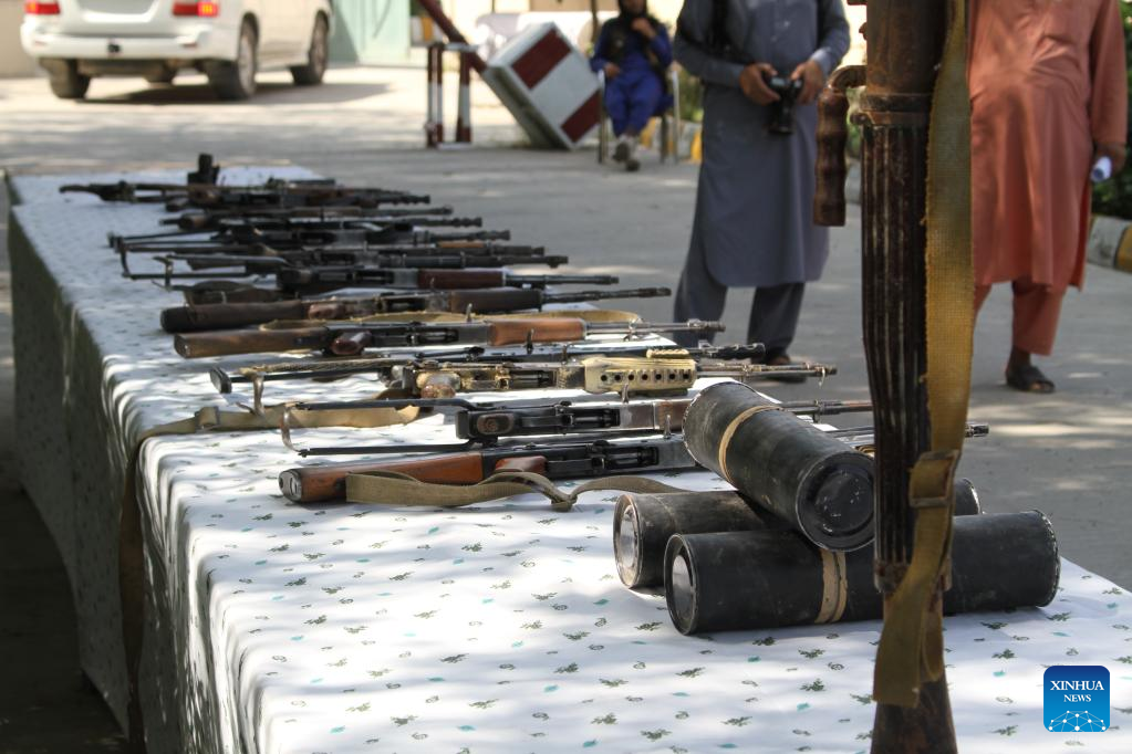 Afghan law enforcement agencies seize weapons, detaining 4 in Nangarhar province