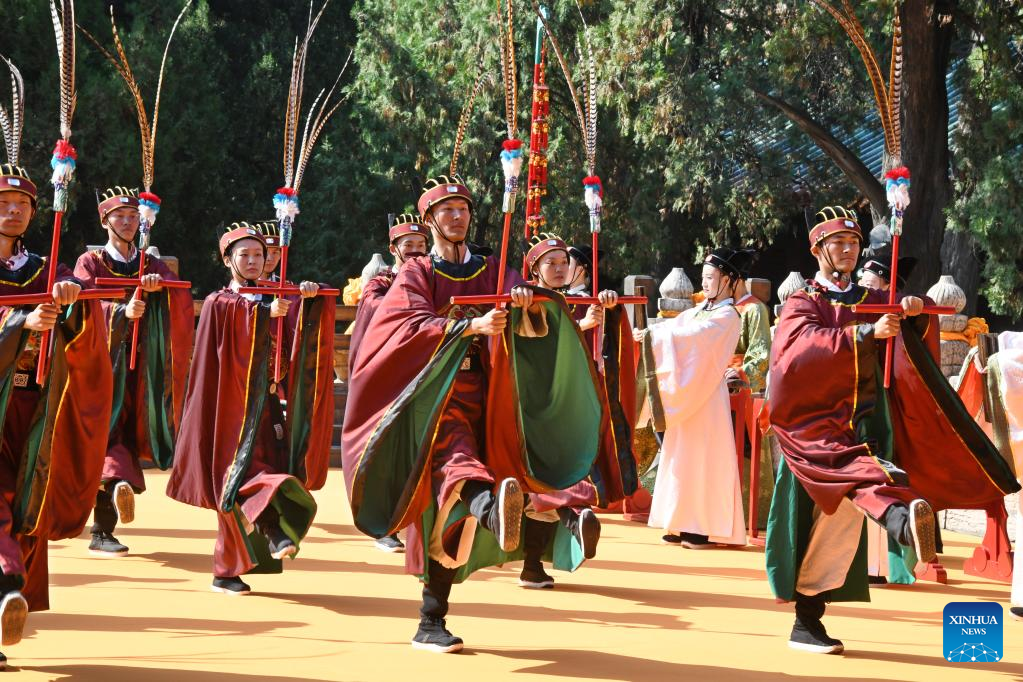 Ceremony marking 2,573rd birth anniv. of Confucius held in Qufu, east China
