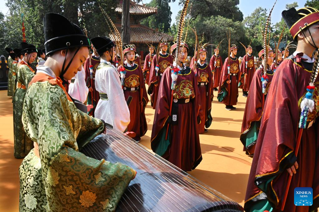 Ceremony marking 2,573rd birth anniv. of Confucius held in Qufu, east China