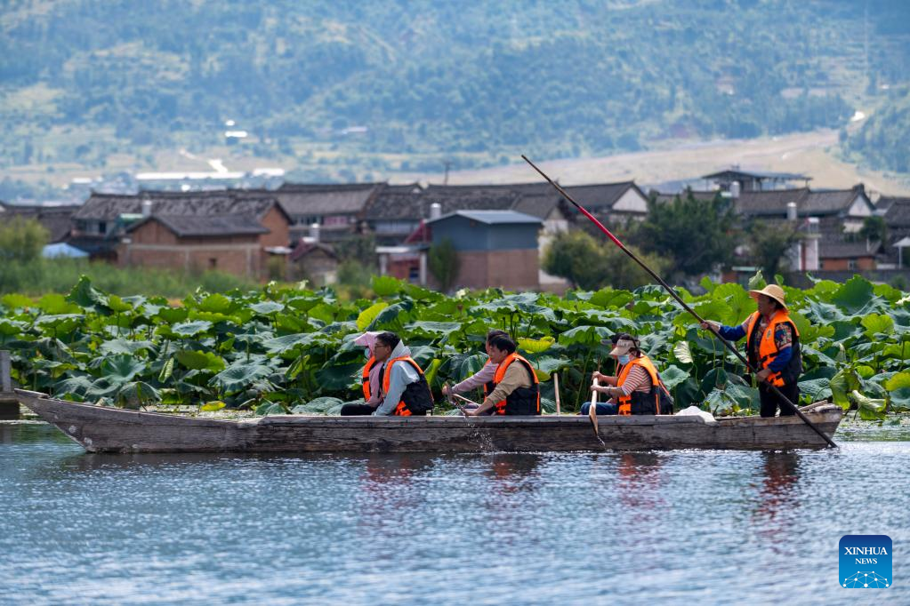 Scenery of Eryuan West Lake in southwest China