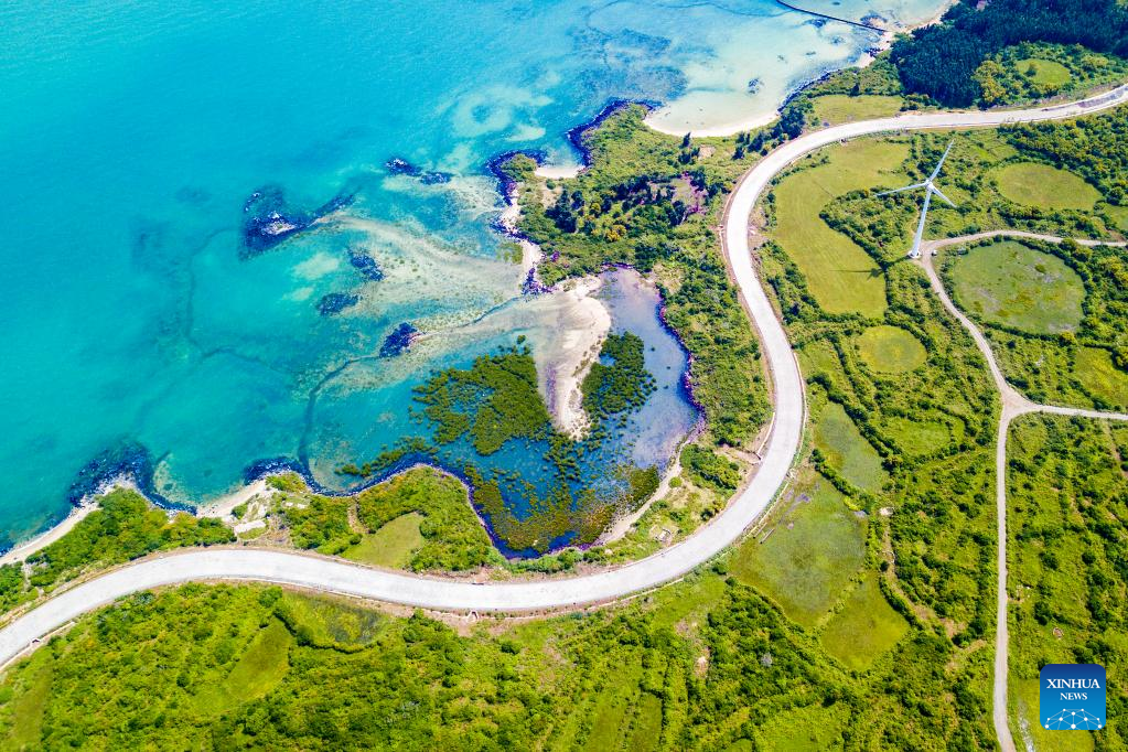 Scenery of scenic coastal highway in S China's Hainan