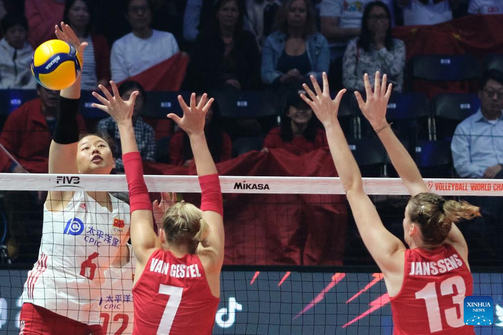China reaches quarterfinals at women's volleyball worlds with straight-sets win over Belgium