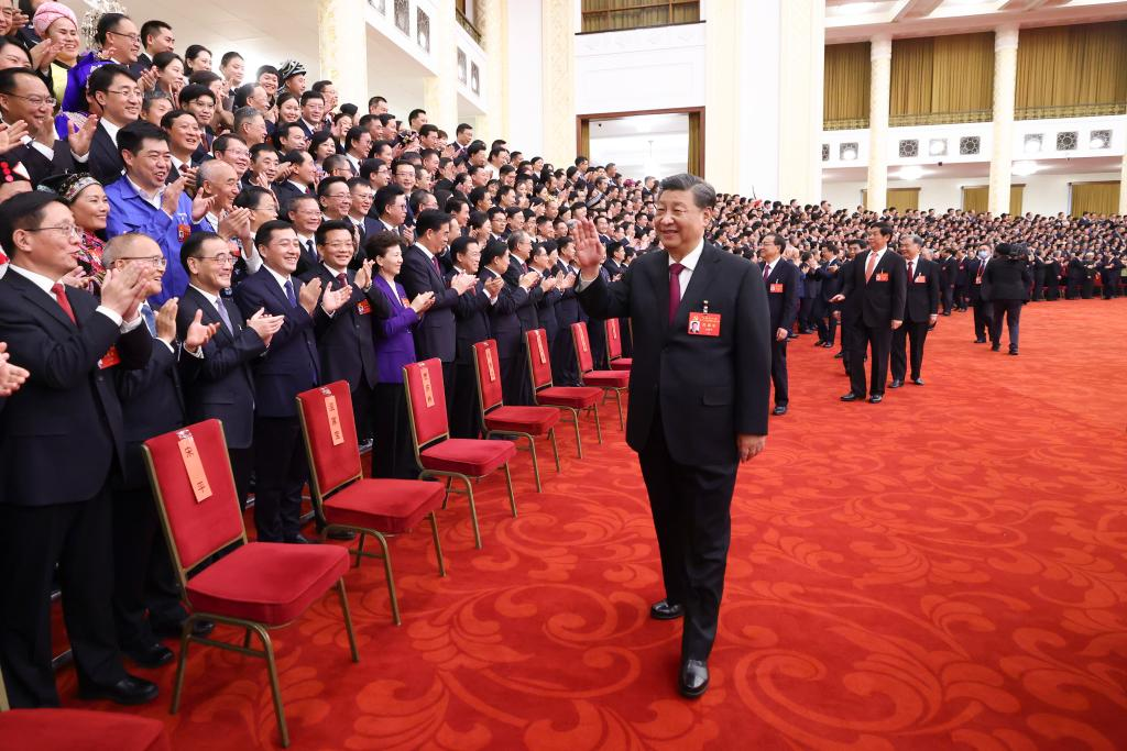 Xi meets with CPC National Congress delegates