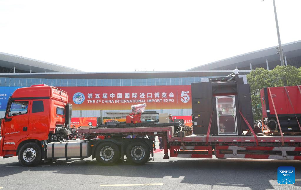 1st batch of eight exhibits for CIIE arrives in Shanghai