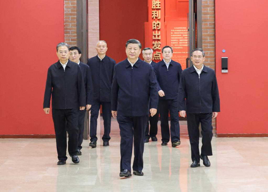 Xi Focus: Xi stresses striving in unity to fulfill goals set by Party congress