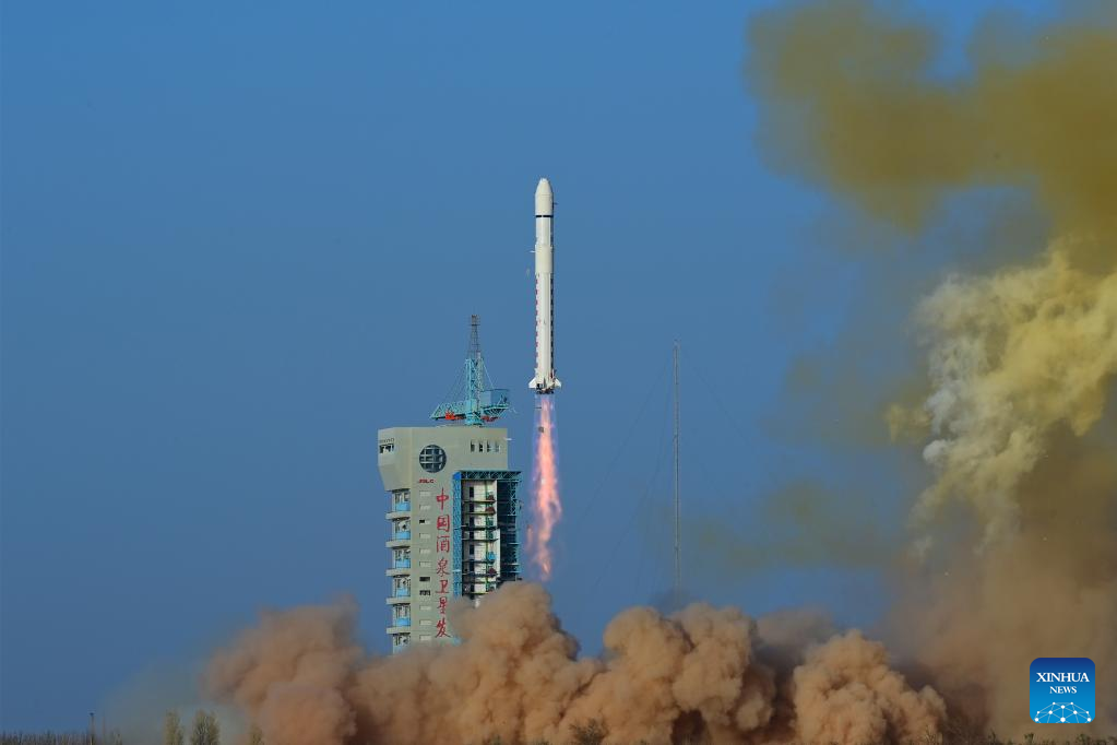 China launches new experimental satellite