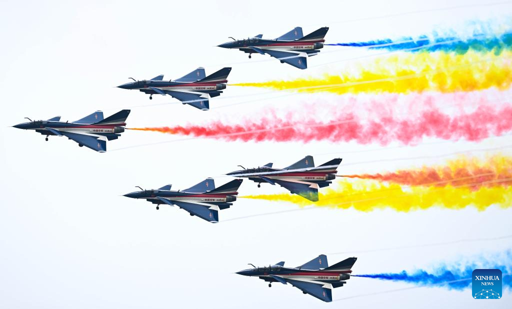 Airshow China kicks off in port city Zhuhai