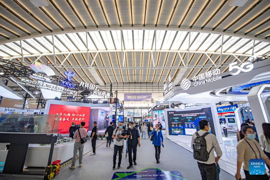 Light of Internet Expo kicks off in Wuzhen, east China's Zhejiang