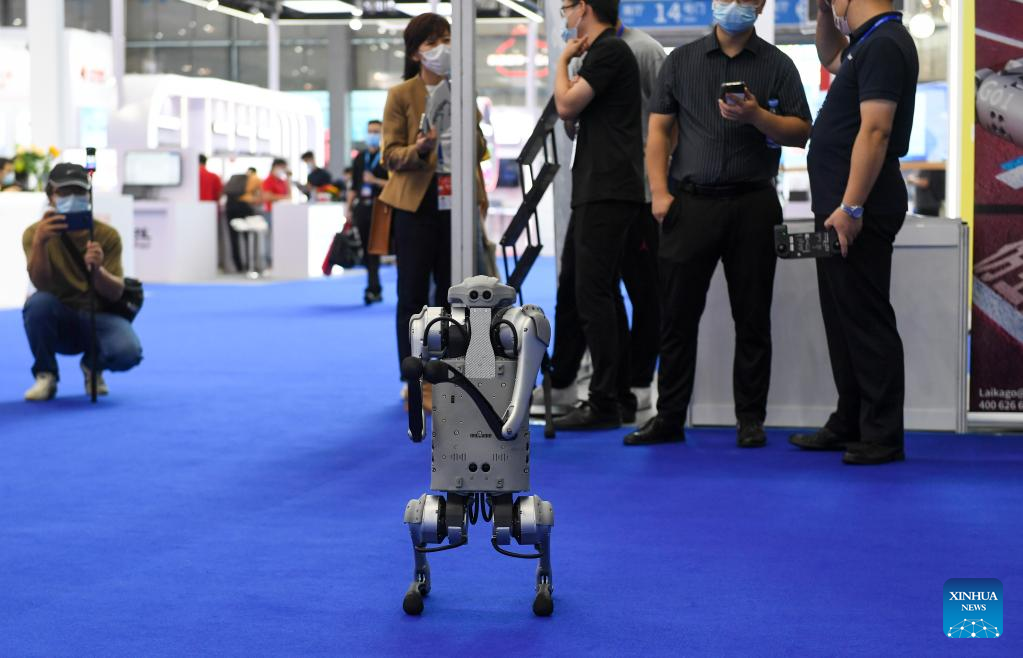Over 5,600 exhibitors attend China Hi-Tech Fair in Shenzhen