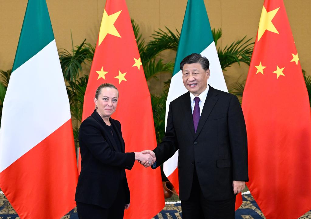 Xi meets Italian PM Meloni