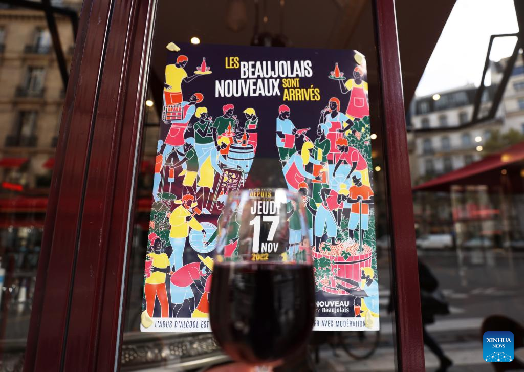 New Beaujolais Nouveau released at alcohol boutique in Paris