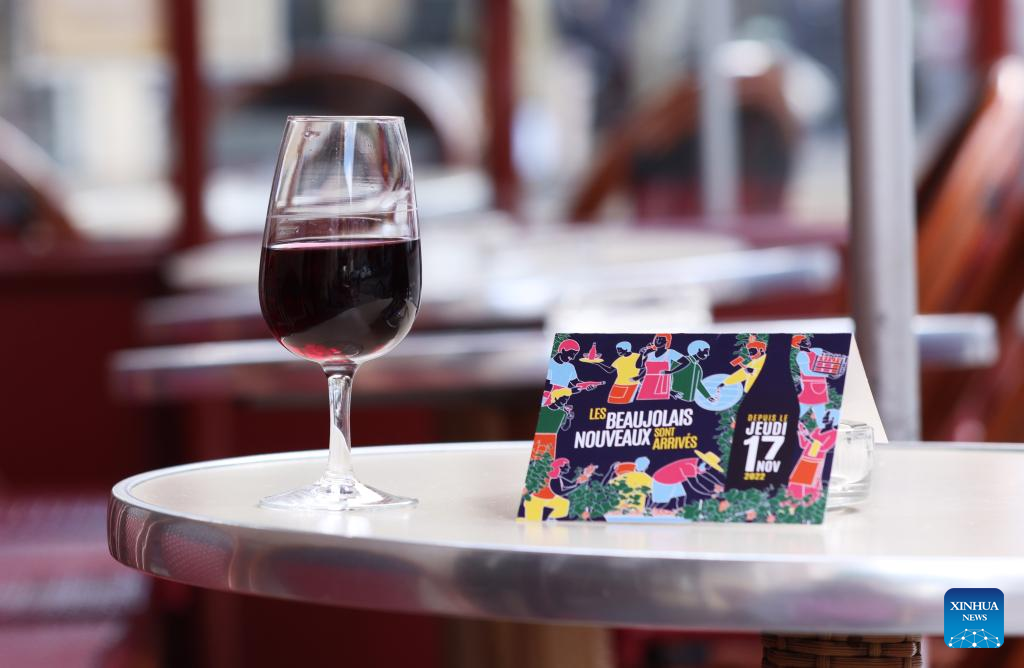 New Beaujolais Nouveau released at alcohol boutique in Paris