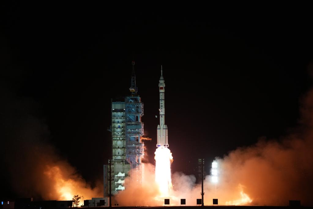 China launches Shenzhou-15 spaceship, aiming for first in-orbit crew rotation