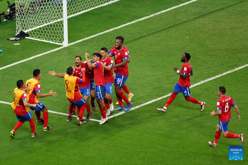 Germany crash out of World Cup despite victory over Costa Rica (updated-2)