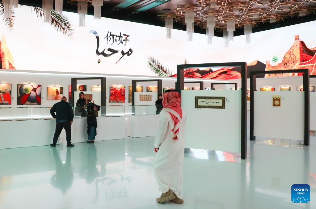 Exhibition in Riyadh showcases art works created by Arab artists visiting China